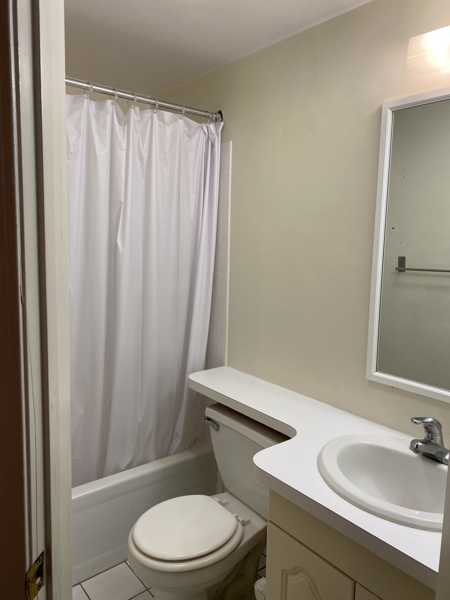 Studio bed, 1 bath apartment for rent at 767 Tremont St Unit 2, South End — photo 8 of 10
