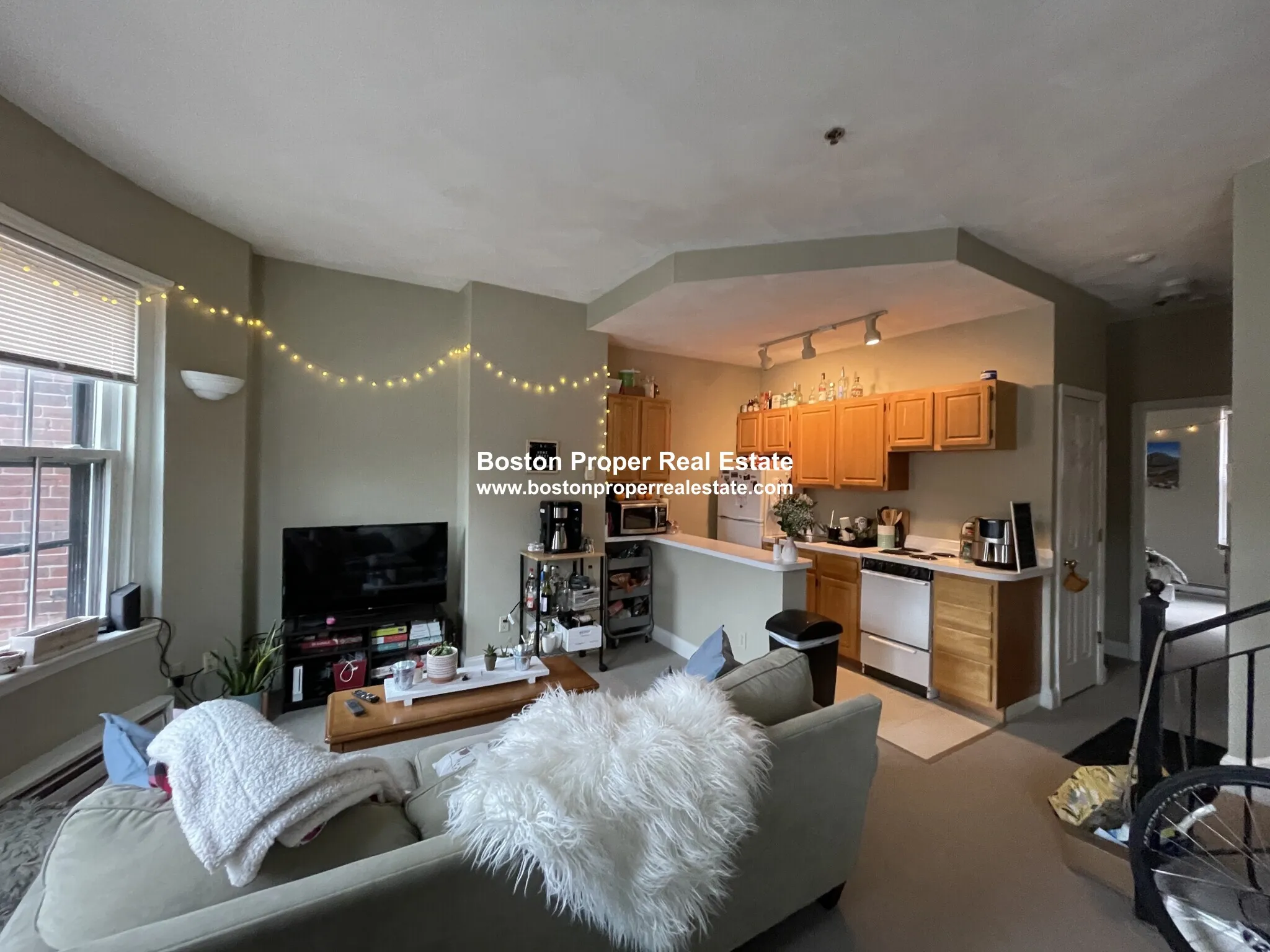 2 bed, 2 bath apartment for rent at 767 Tremont St Unit 7, South End
