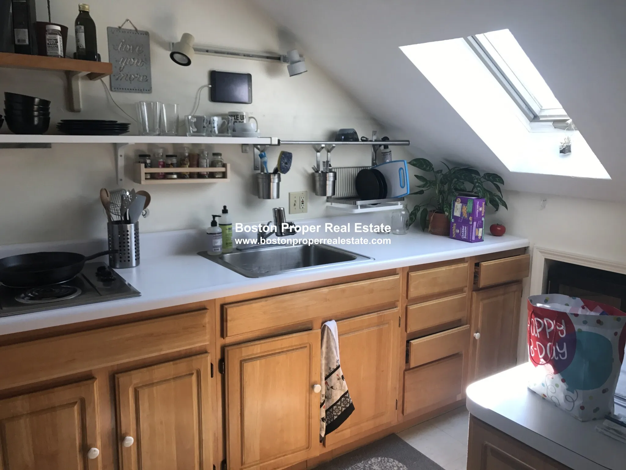 Studio bed, 1 bath apartment for rent at 767 Tremont St Unit 9, South End — photo 3 of 5