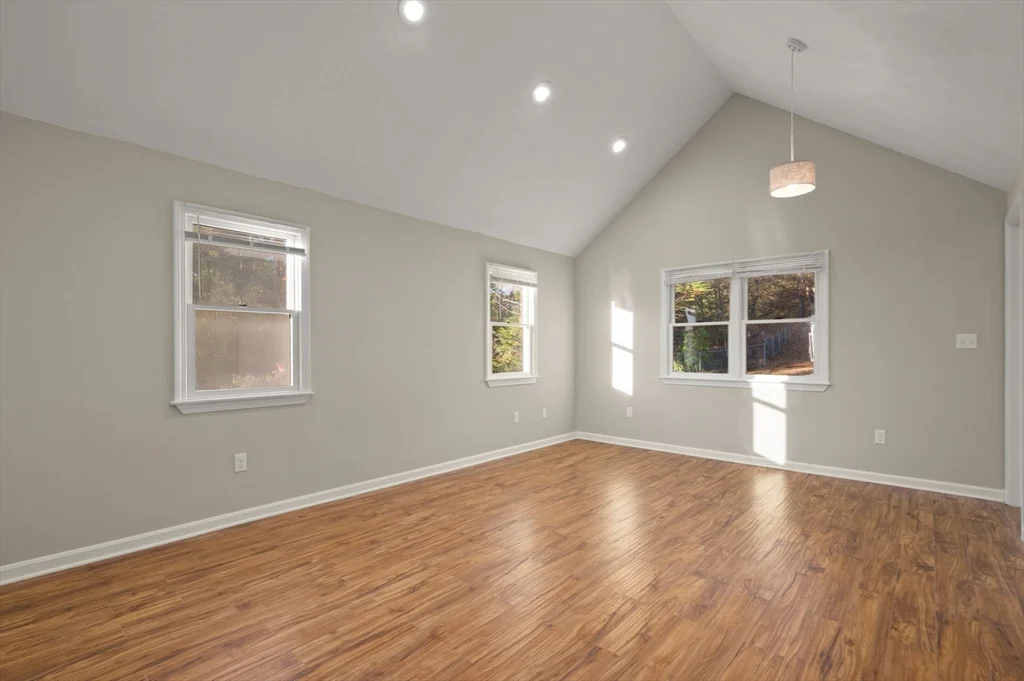 4 bed, 2 bath apartment for rent at 767 Walnut St, Lynnfield — photo 23 of 34