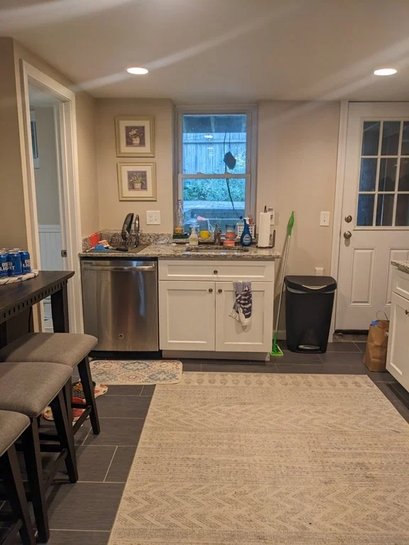 2 bed, 1 bath apartment for rent at 768 East 6th St Unit 1, South Boston — photo 3 of 14