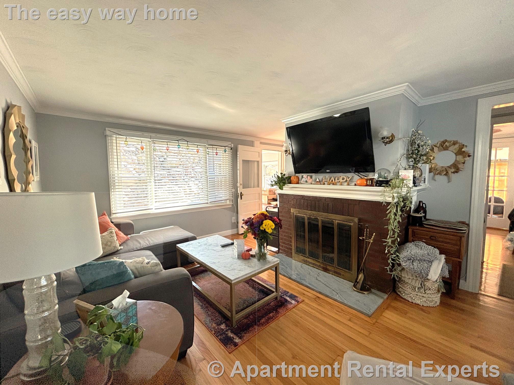 2 bed, 1 bath apartment for rent at 768 Main St, Wakefield — photo 3 of 12