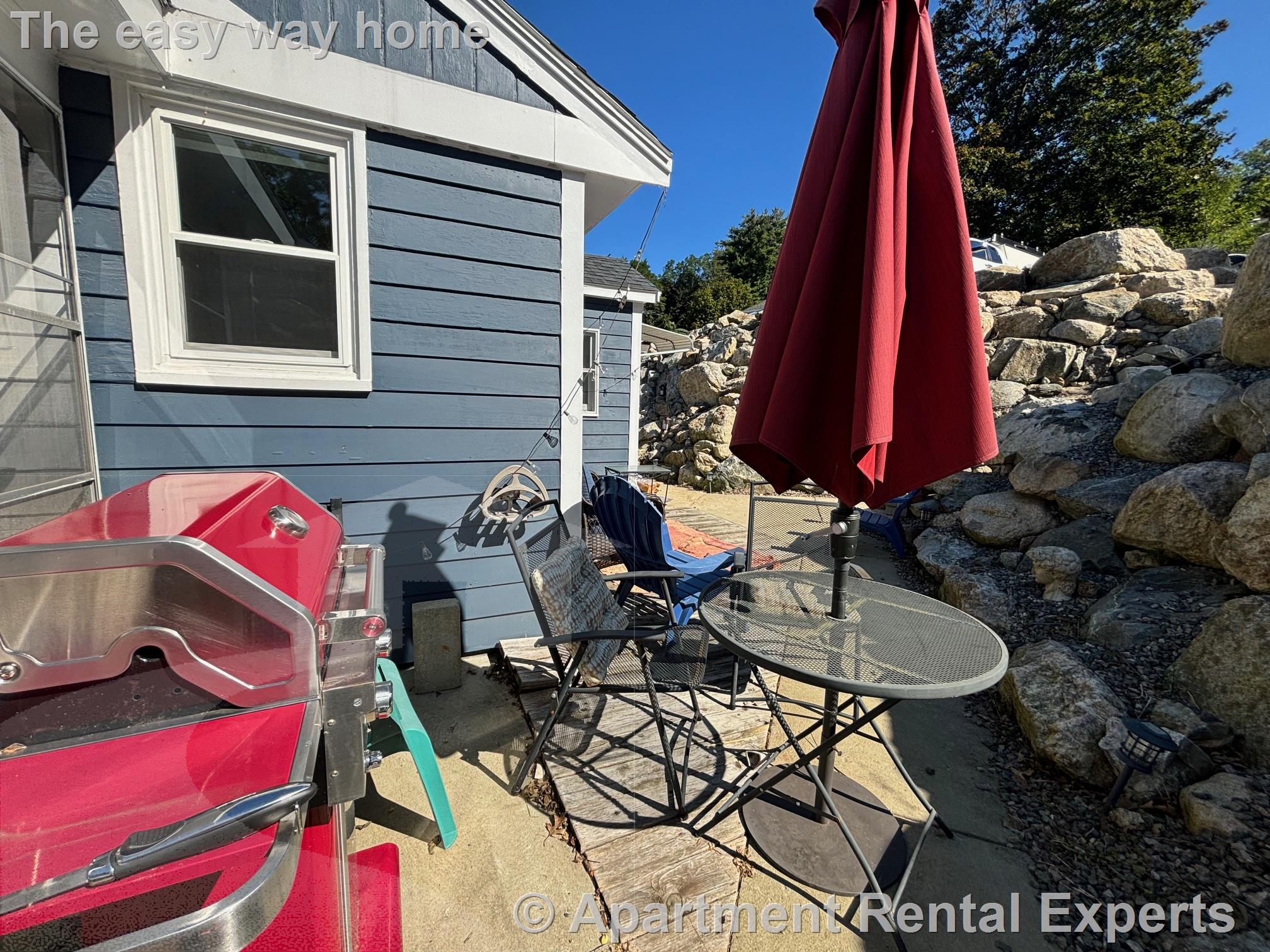 2 bed, 1 bath apartment for rent at 768 Main St, Wakefield — photo 8 of 12