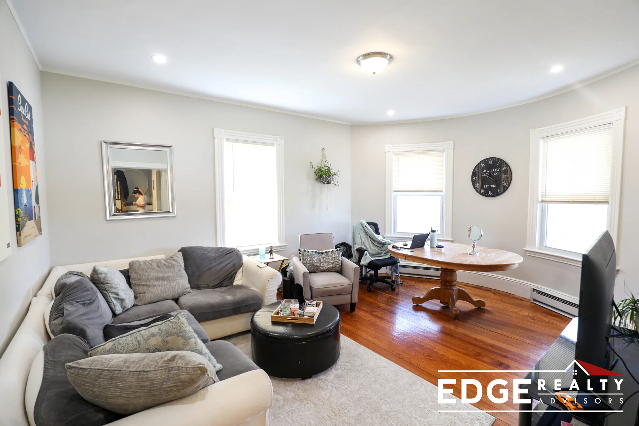4 bed, 2 bath apartment for rent at 77 Bigelow St Unit 2, Brighton — photo 2 of 10