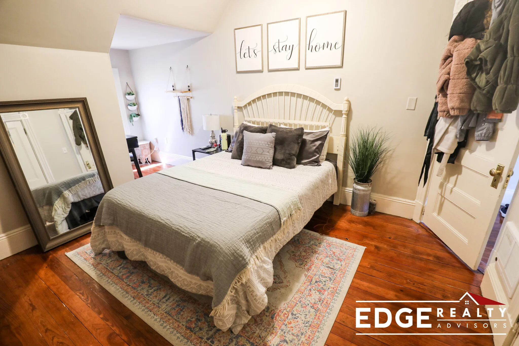 4 bed, 2 bath apartment for rent at 77 Bigelow St Unit 2, Brighton — photo 9 of 10