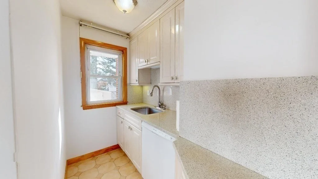 2 bed, 1 bath apartment for rent at 77 Billings Ave Unit 1, Medford — photo 5 of 13