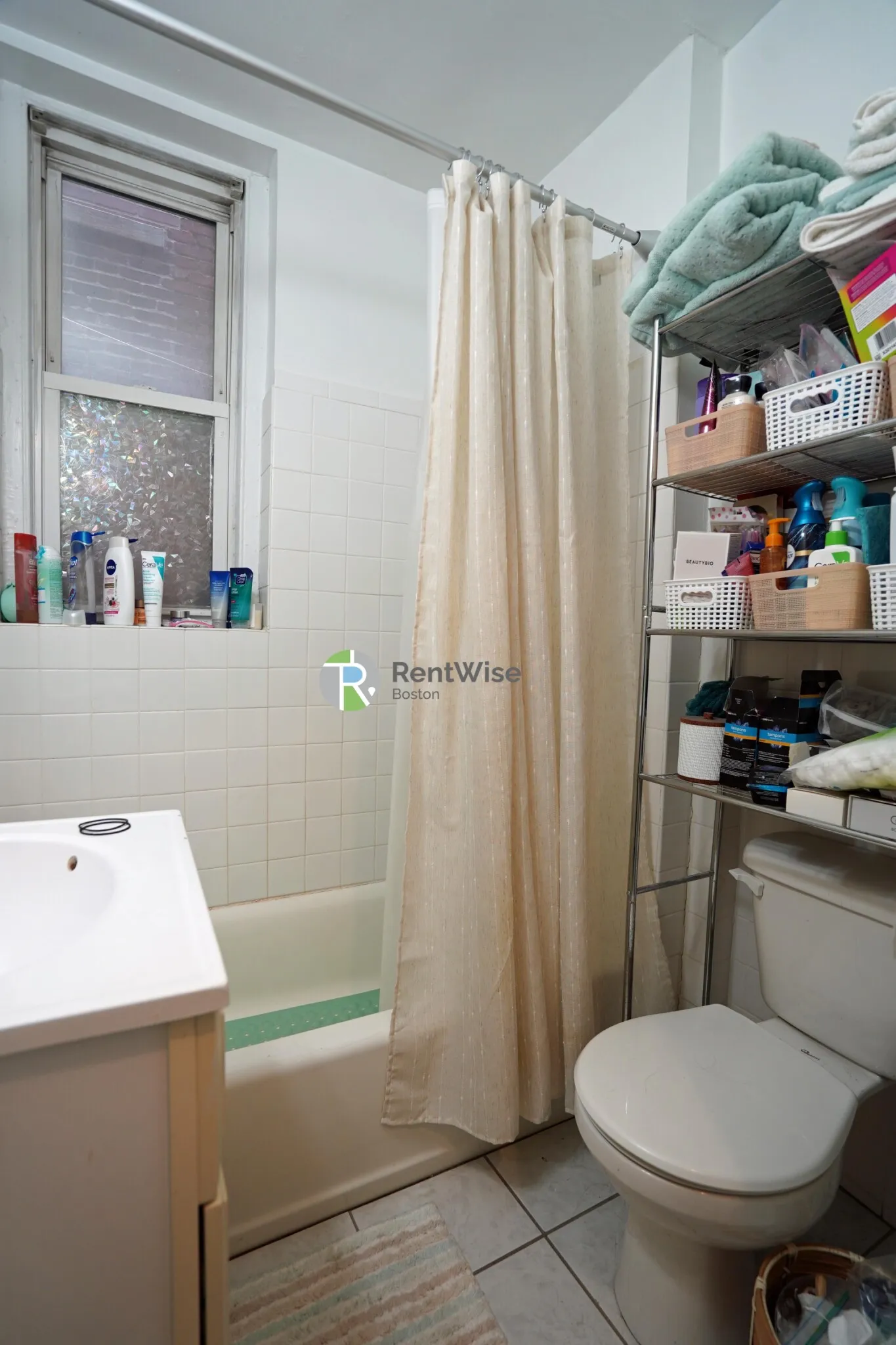 2 bed, 2 bath apartment for rent at 77 Brighton Ave Unit 1, Allston — photo 9 of 18
