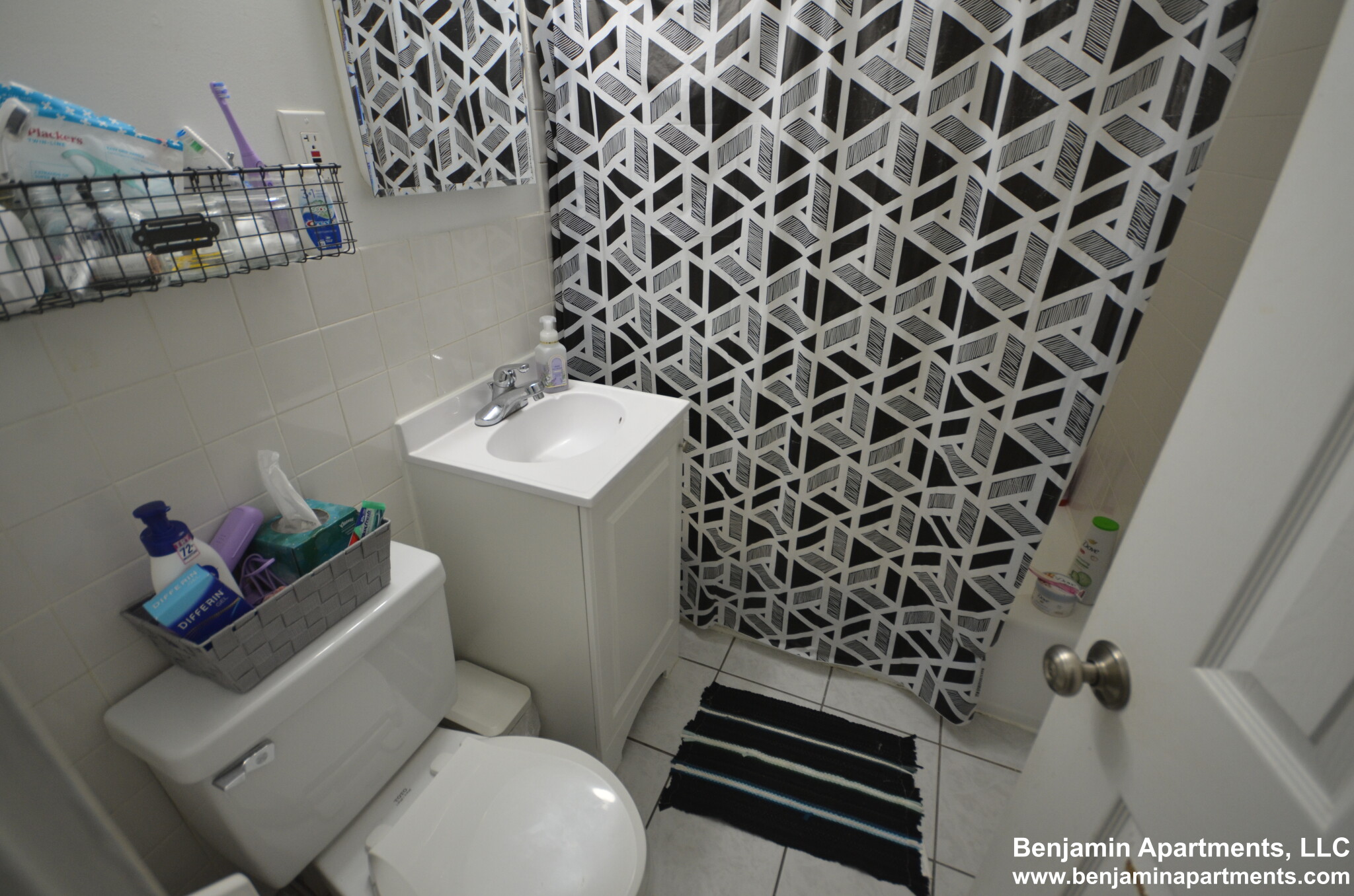 2 bed, 1 bath apartment for rent at 77 Brighton Ave Unit 4O, Allston — photo 3 of 5
