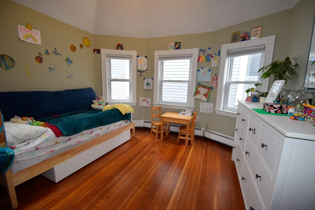3 bed, 1 bath apartment for rent at 77 Brook Unit 2, Brookline — photo 13 of 16