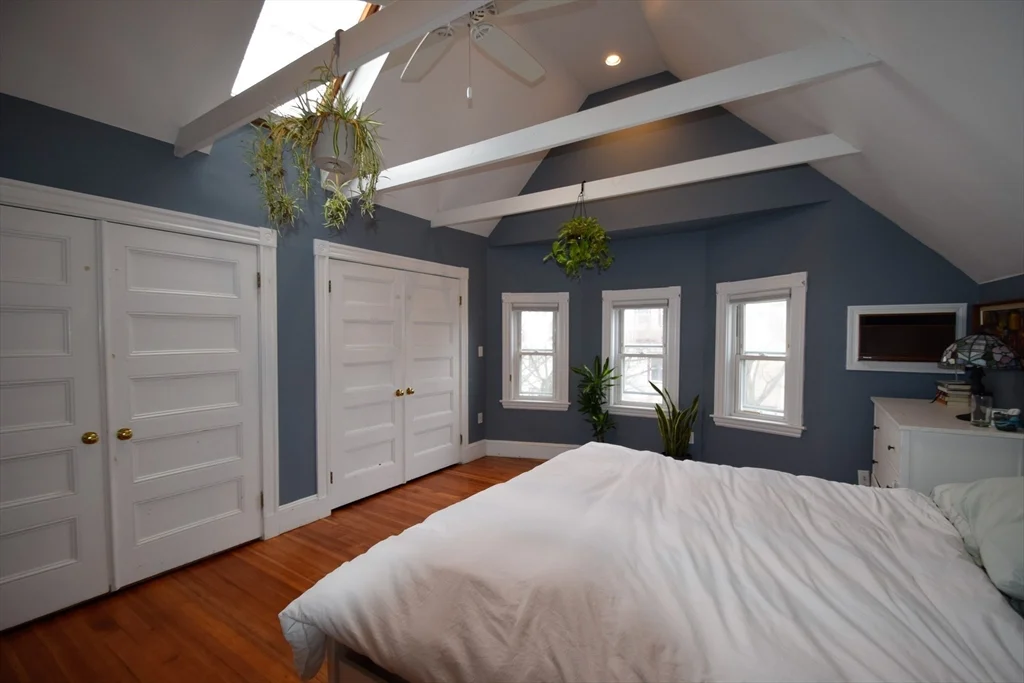 3 bed, 1 bath apartment for rent at 77 Brook Unit 2, Brookline — photo 10 of 16