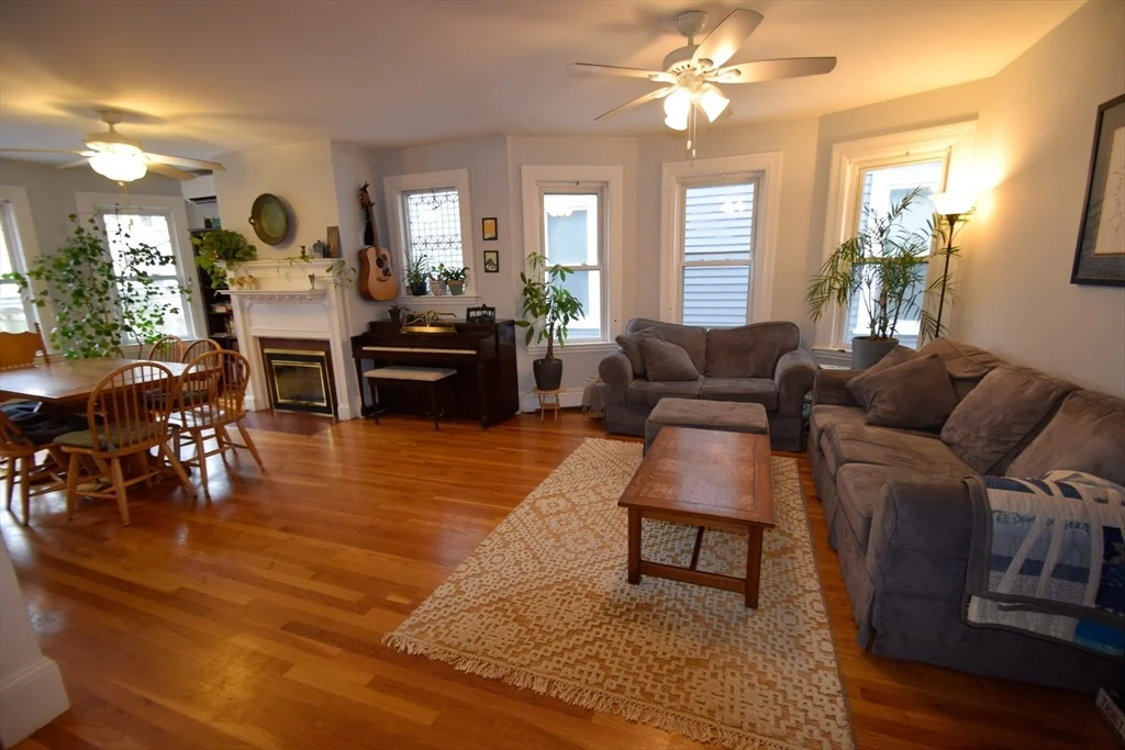 3 bed, 1 bath apartment for rent at 77 Brook Unit 2, Brookline — photo 2 of 16