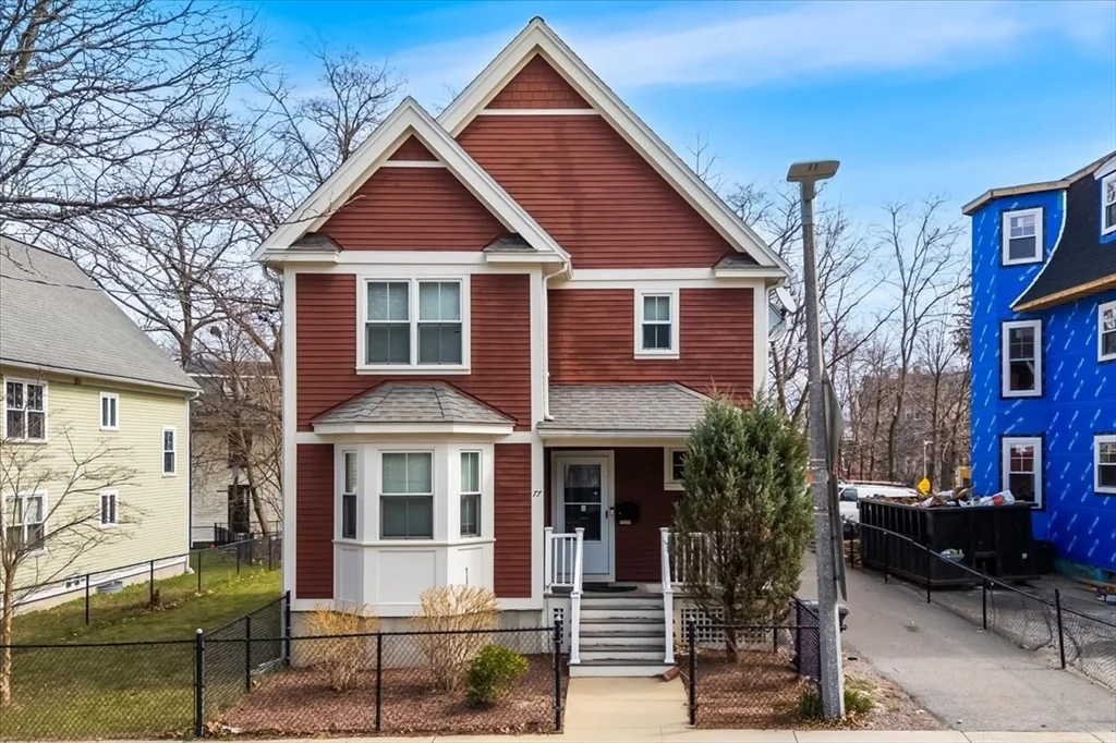 3 bed, 1 bath apartment for rent at 77 Cedar, Roxbury — photo 2 of 25