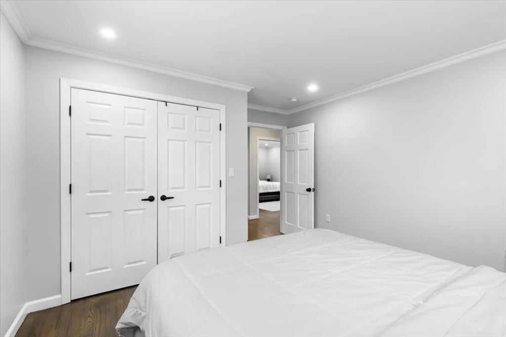 3 bed, 1 bath apartment for rent at 77 Cedar, Roxbury — photo 16 of 25