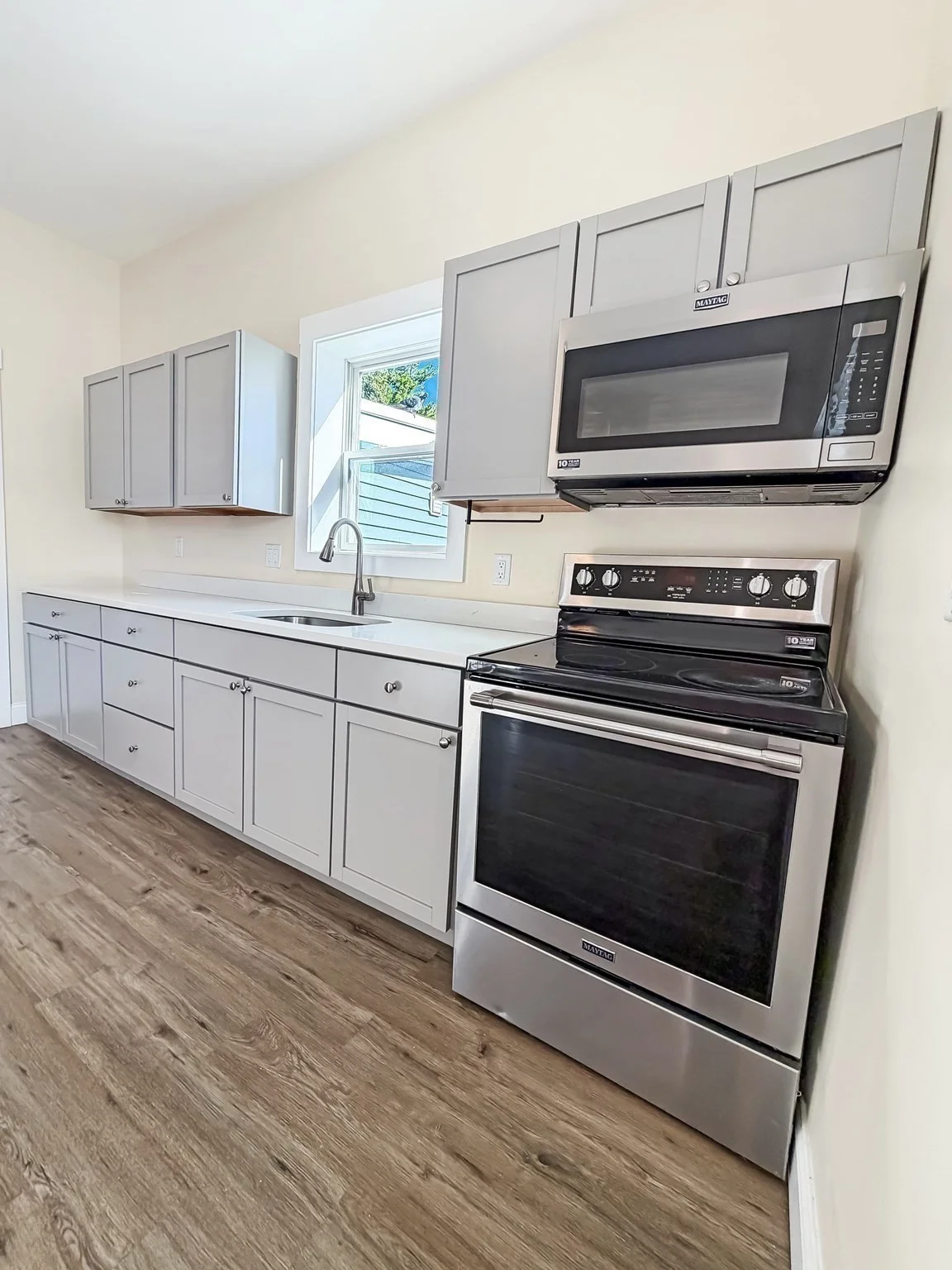 3 bed, 1 bath apartment for rent at 77 Chestnut St Unit 2, Lynn