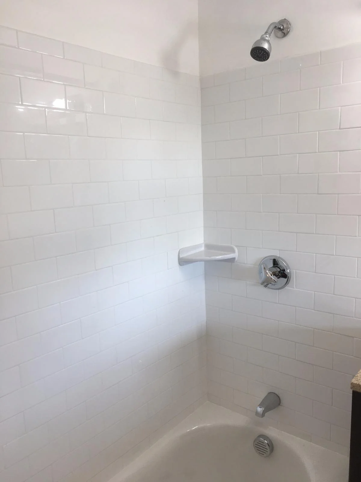 3 bed, 1 bath apartment for rent at 77 Division St Unit 3, Chelsea — photo 3 of 10
