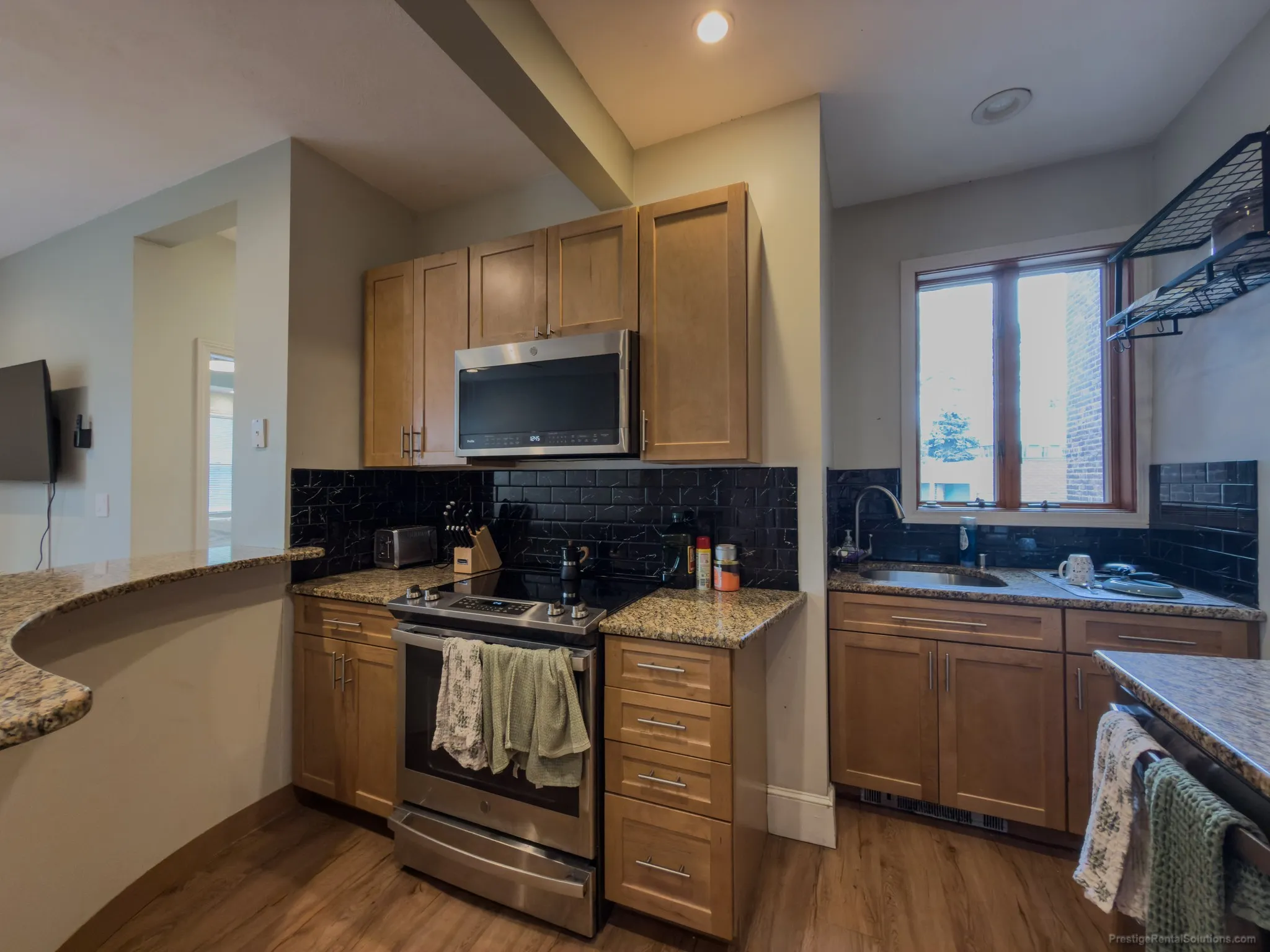 3 bed, 1 bath apartment for rent at 77 Easton St Unit 1, Allston — photo 1 of 18