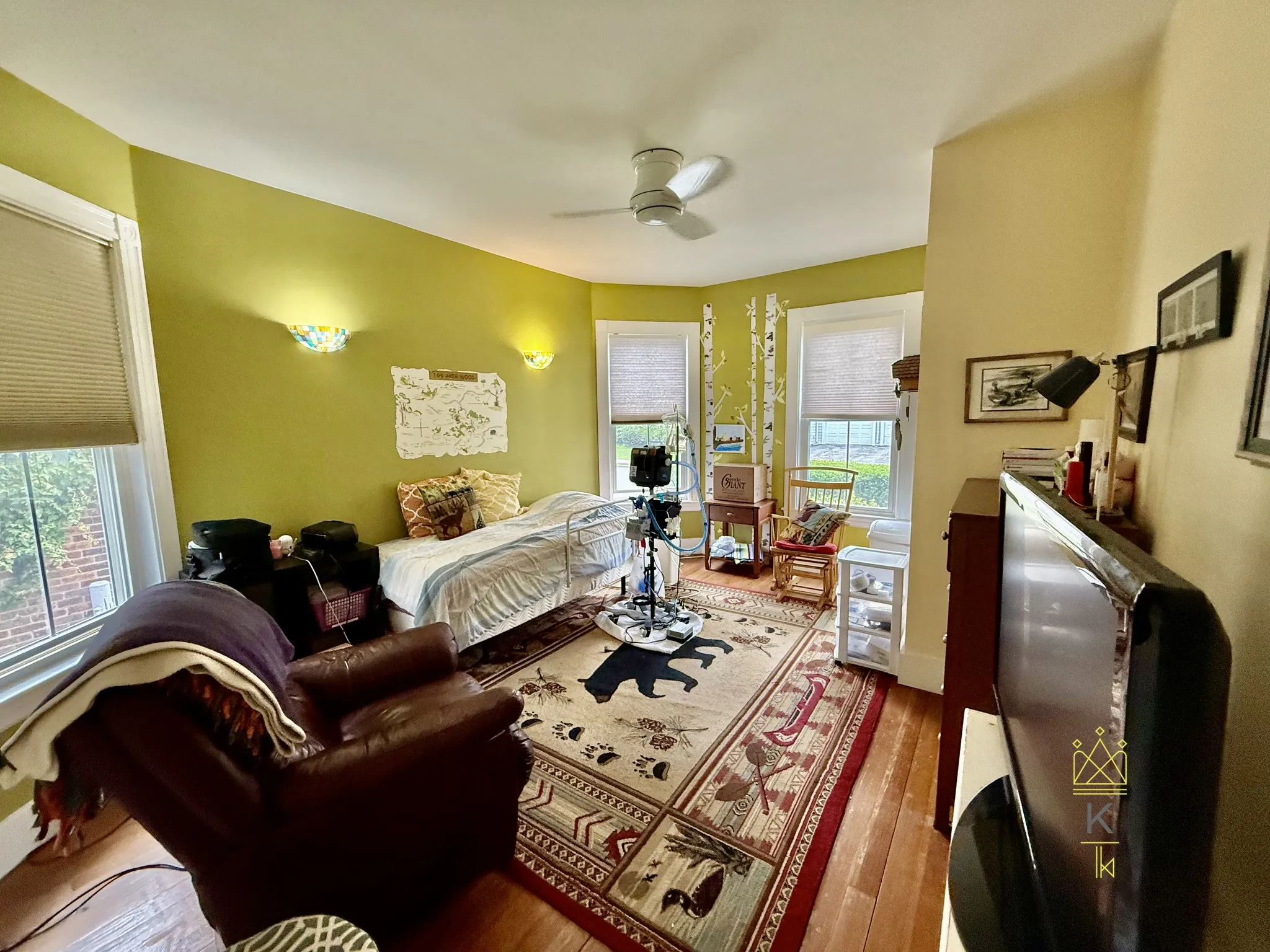 2 bed, 1 bath apartment for rent at 77 Fair Oaks Ave Unit 1, Nonantum — photo 8 of 13