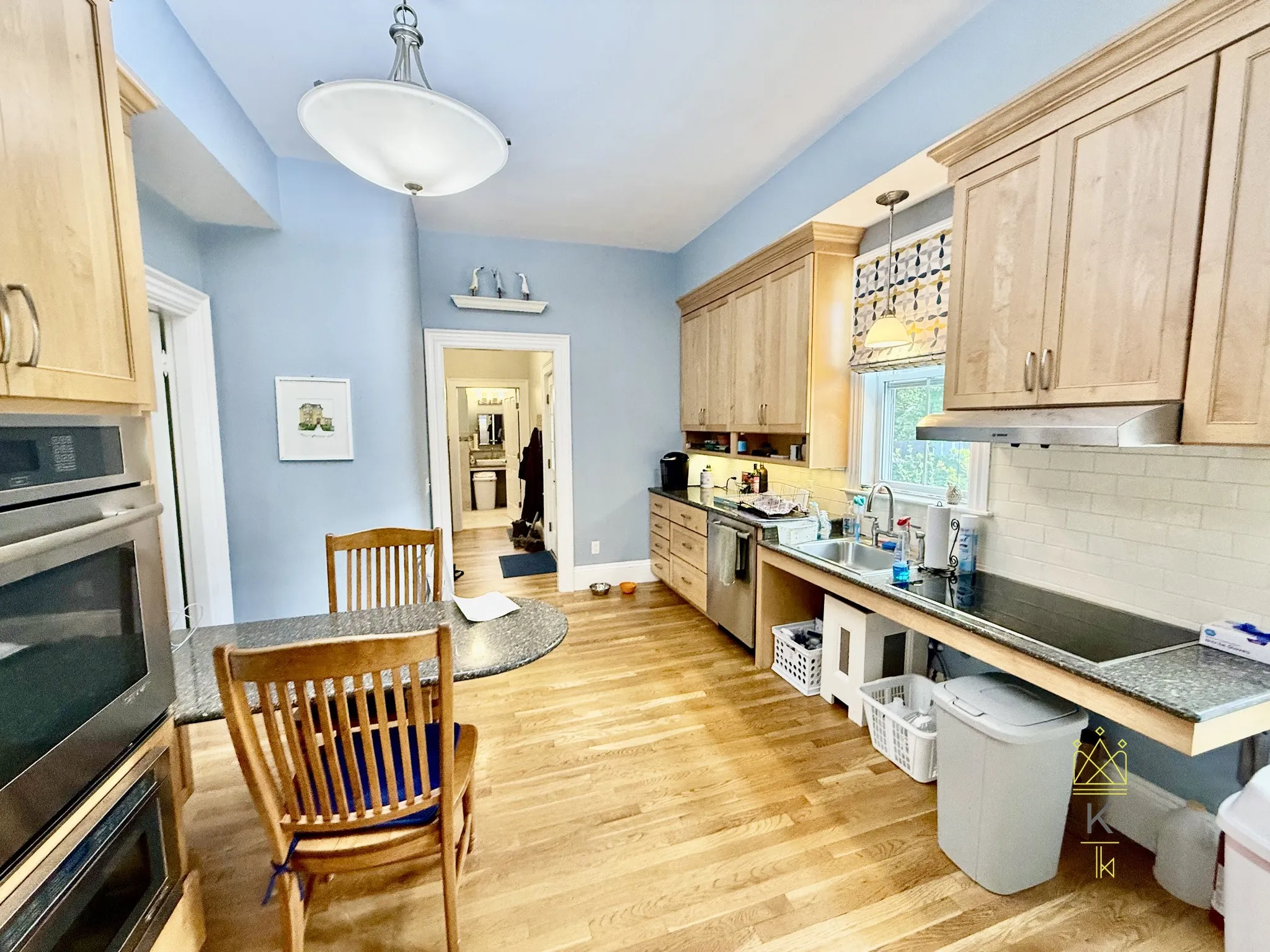 2 bed, 1 bath apartment for rent at 77 Fair Oaks Ave Unit 1, Nonantum — photo 6 of 13