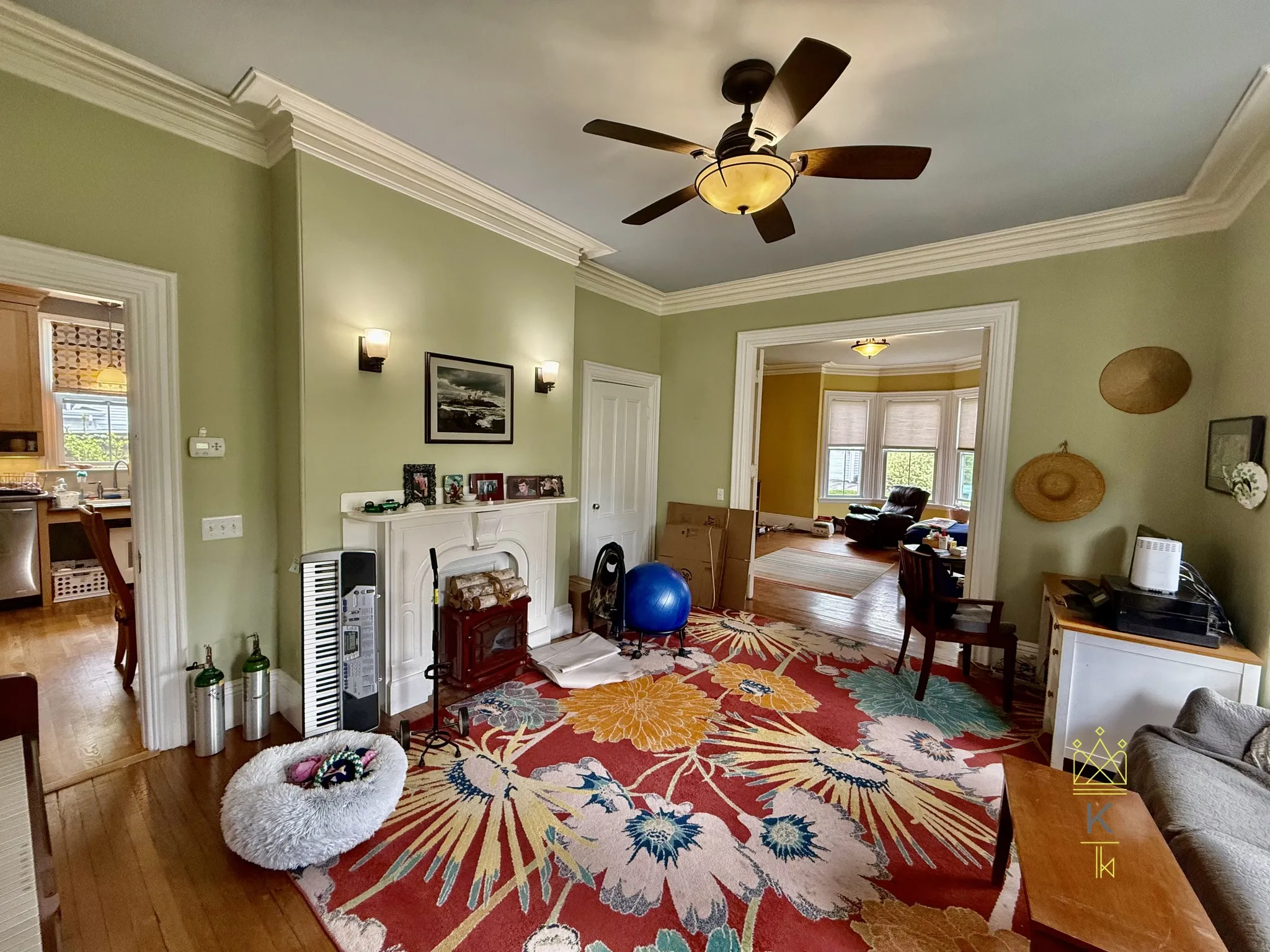 2 bed, 1 bath apartment for rent at 77 Fair Oaks Ave Unit 1, Nonantum — photo 4 of 13