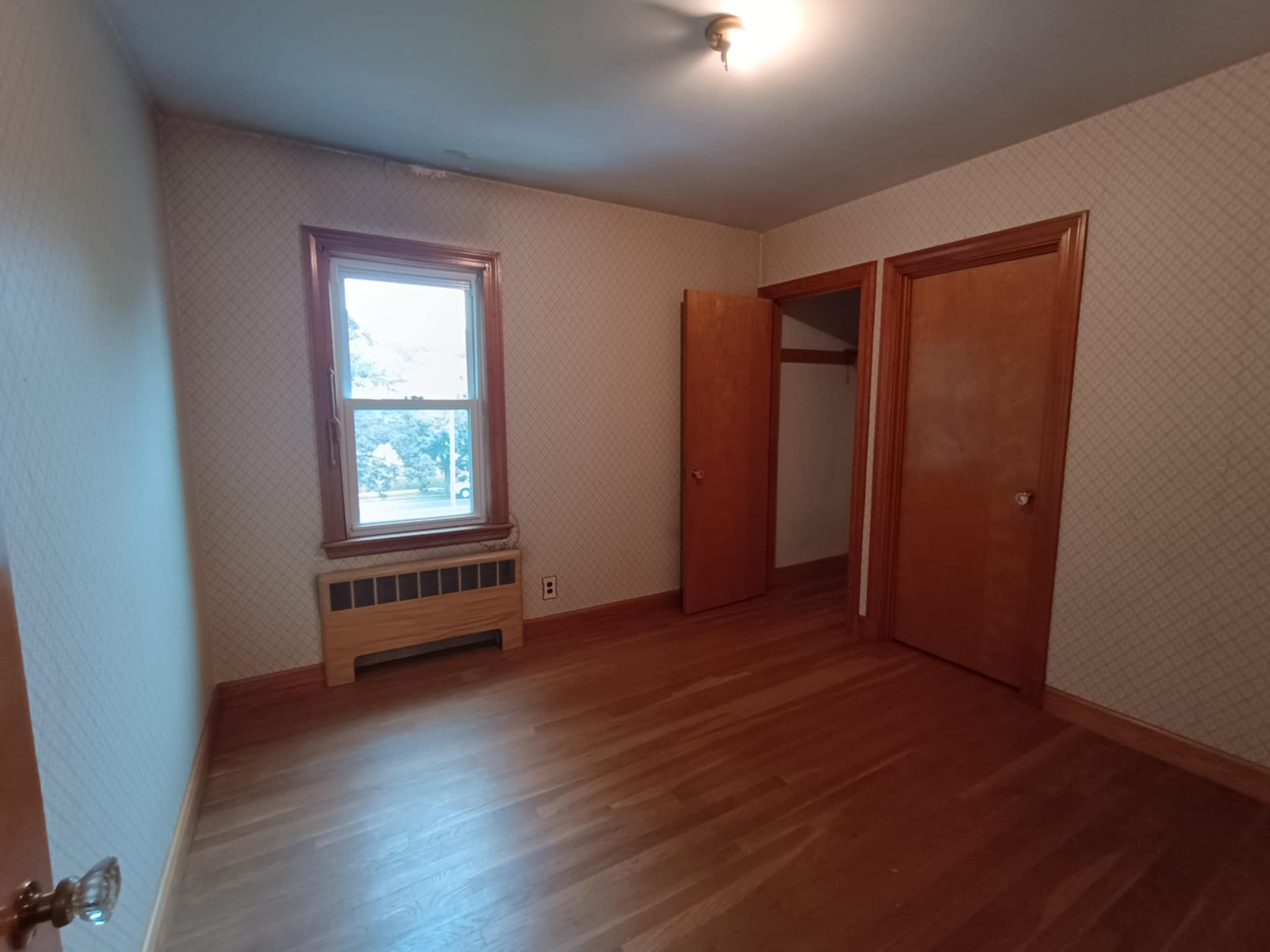 3 bed, 1 bath apartment for rent at 77 Forest St Unit H, Medford — photo 8 of 11