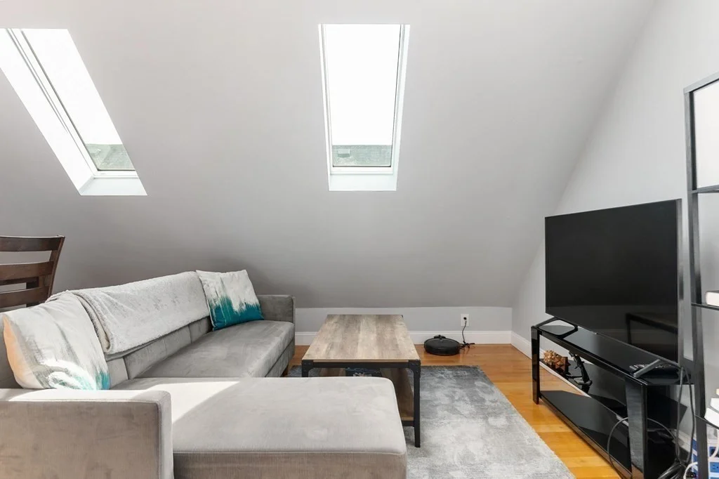 1 bed, 1 bath apartment for rent at 77 Fremont St Unit 3, Winter Hill — photo 4 of 13