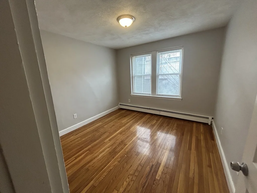 1 bed, 1 bath apartment for rent at 77 Green St Unit 3, Lynn — photo 8 of 10