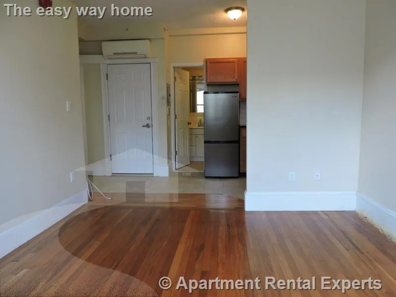 Studio bed, 1 bath apartment for rent at 77 Hancock St Unit 10, Central Square — photo 3 of 4
