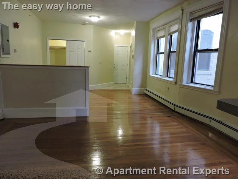 1 bed, 1 bath apartment for rent at 77 Hancock St Unit 5, Central Square — photo 2 of 8