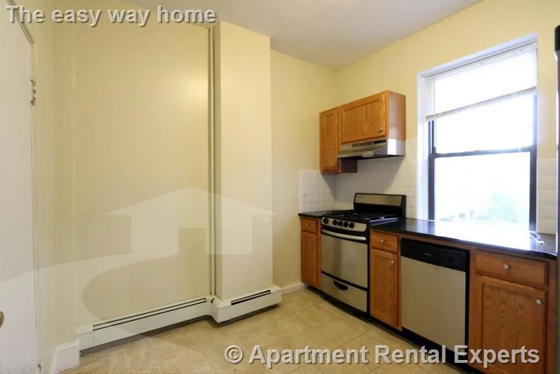 1 bed, 1 bath apartment for rent at 77 Hancock St Unit 6, Central Square — photo 3 of 9