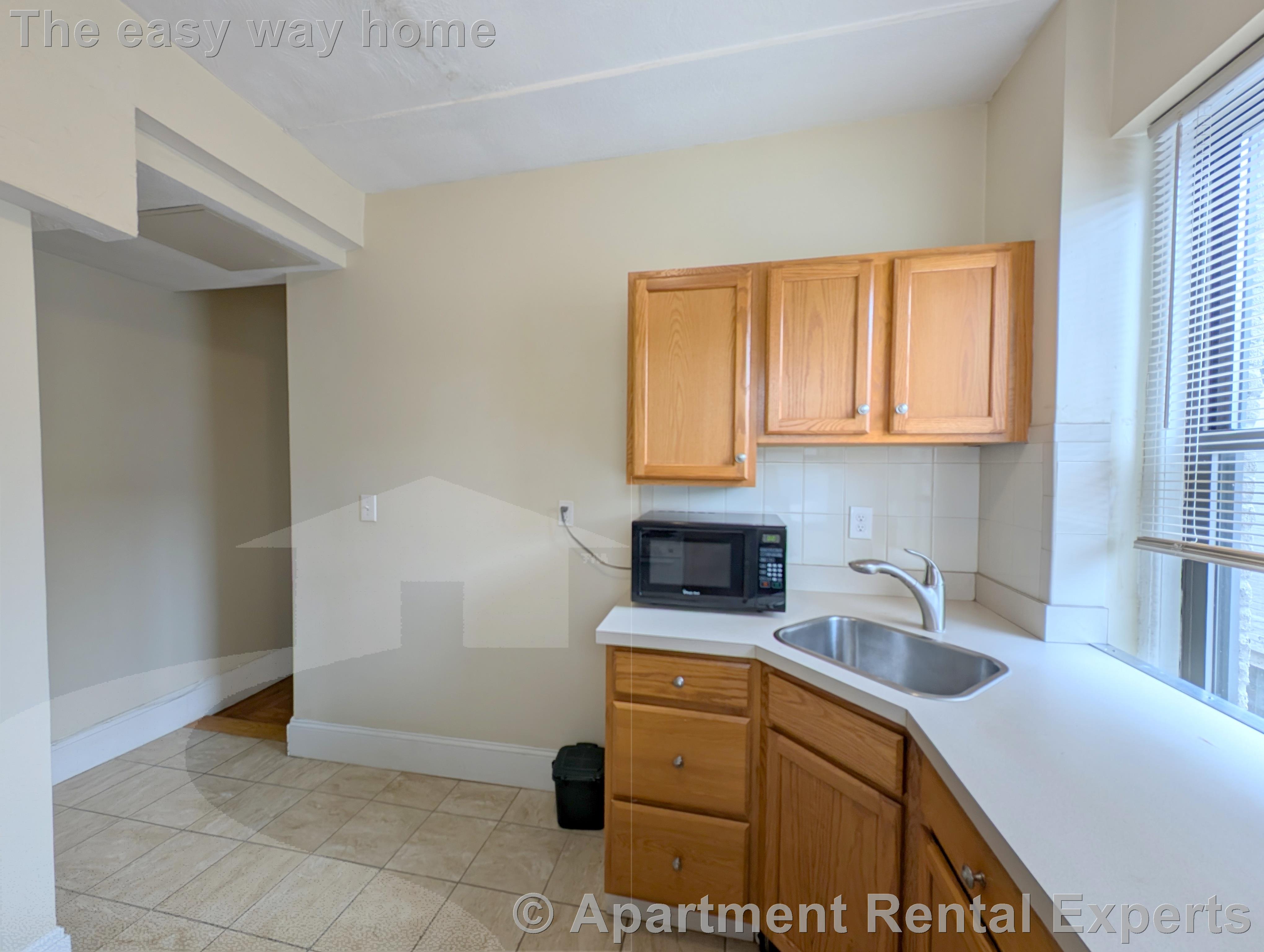 1 bed, 1 bath apartment for rent at 77 Hancock St Unit 7, Central Square — photo 2 of 11