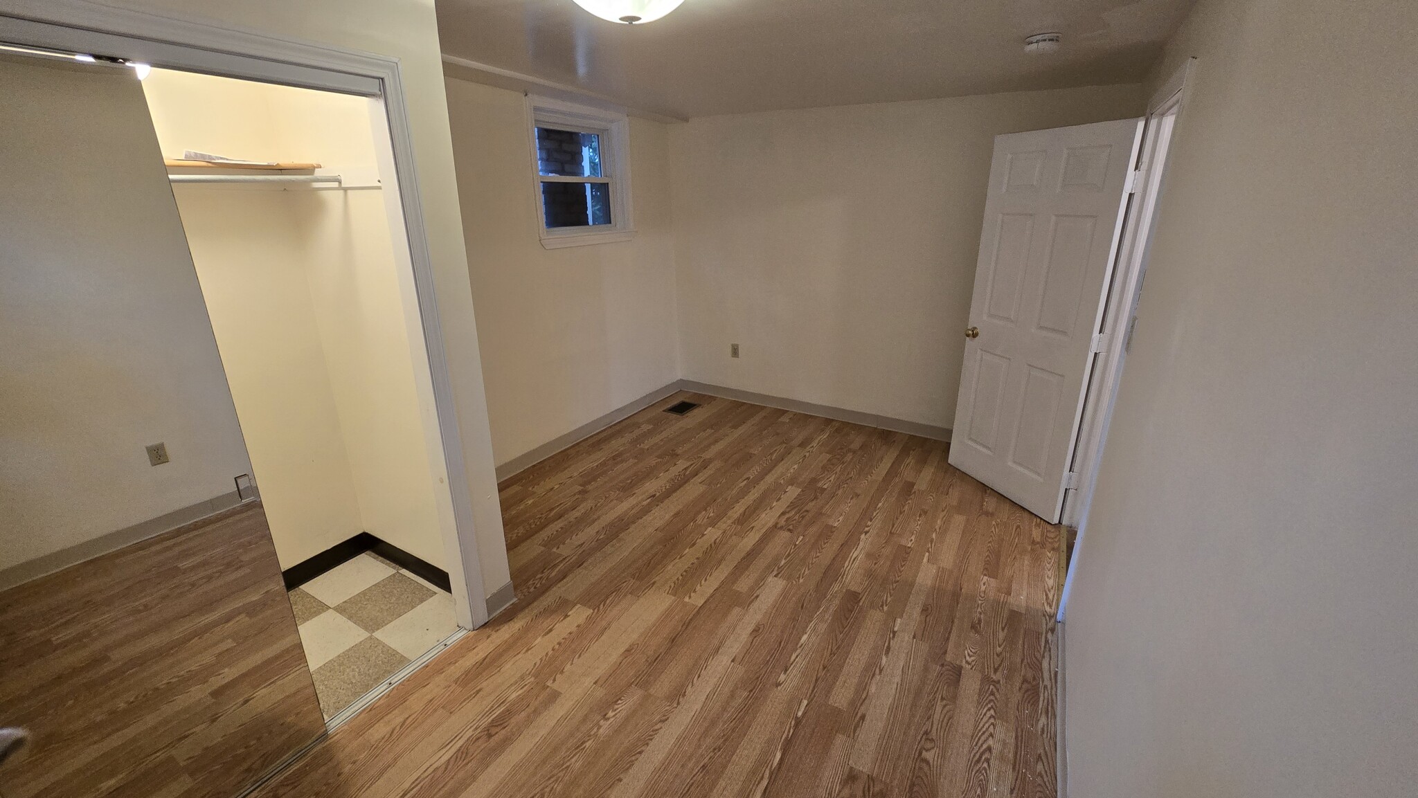 3 bed, 2 bath apartment for rent at 77 Hartford St Unit 1, Newton Highlands — photo 11 of 13