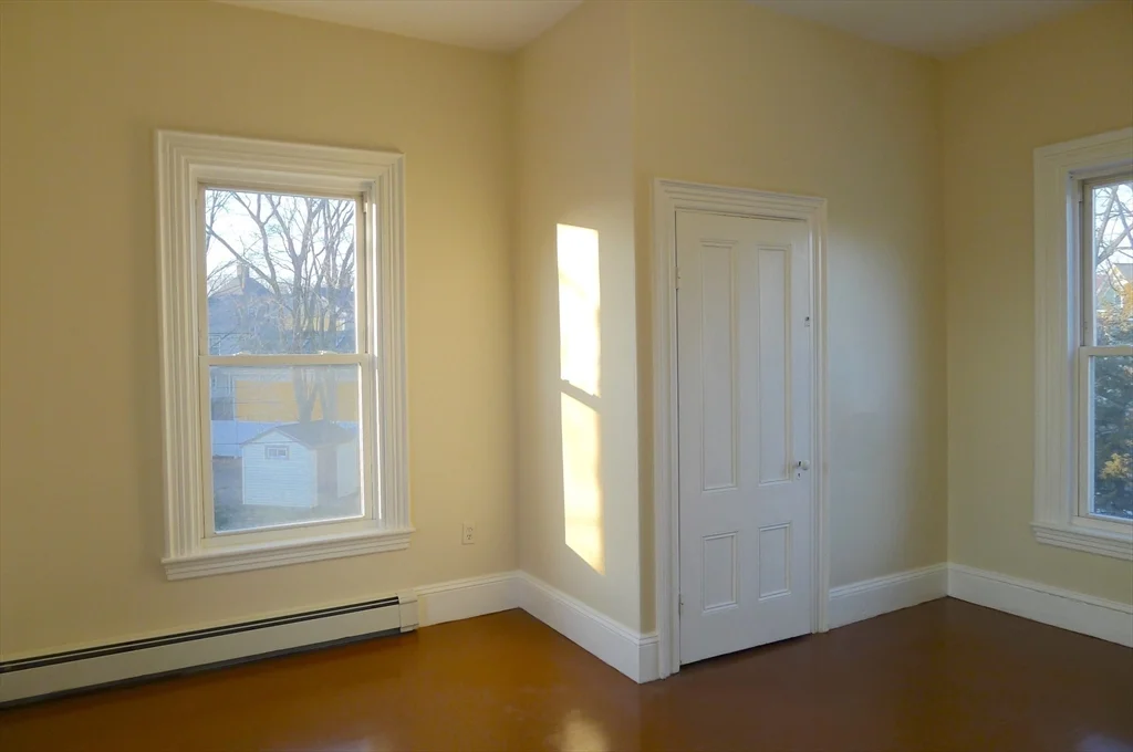 2 bed, 1 bath apartment for rent at 77 Hartford St Unit 2, Newton Highlands — photo 14 of 15