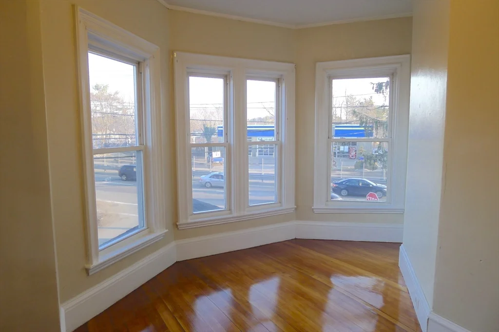 2 bed, 1 bath apartment for rent at 77 Hartford St Unit 2, Newton Highlands — photo 4 of 15