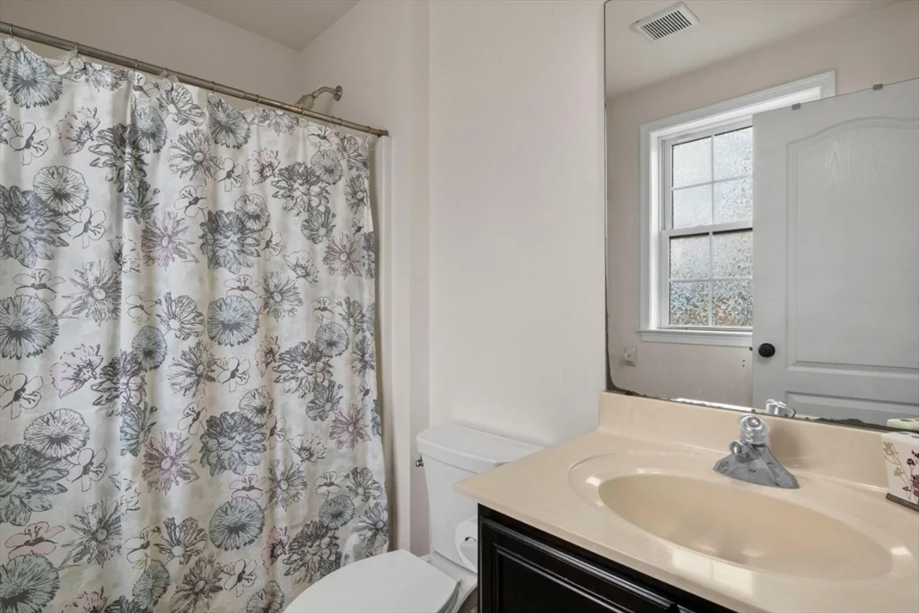 5 bed, 4+ bath apartment for rent at 77 Hound Pack Cir, Walpole — photo 22 of 42