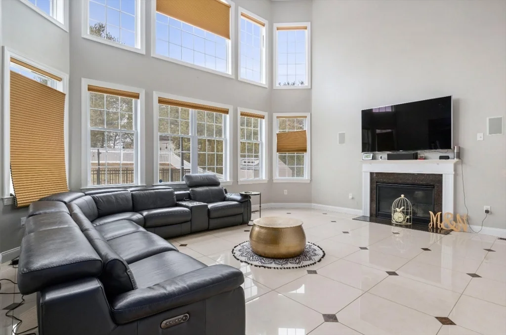 5 bed, 4+ bath apartment for rent at 77 Hound Pack Cir, Walpole — photo 15 of 42