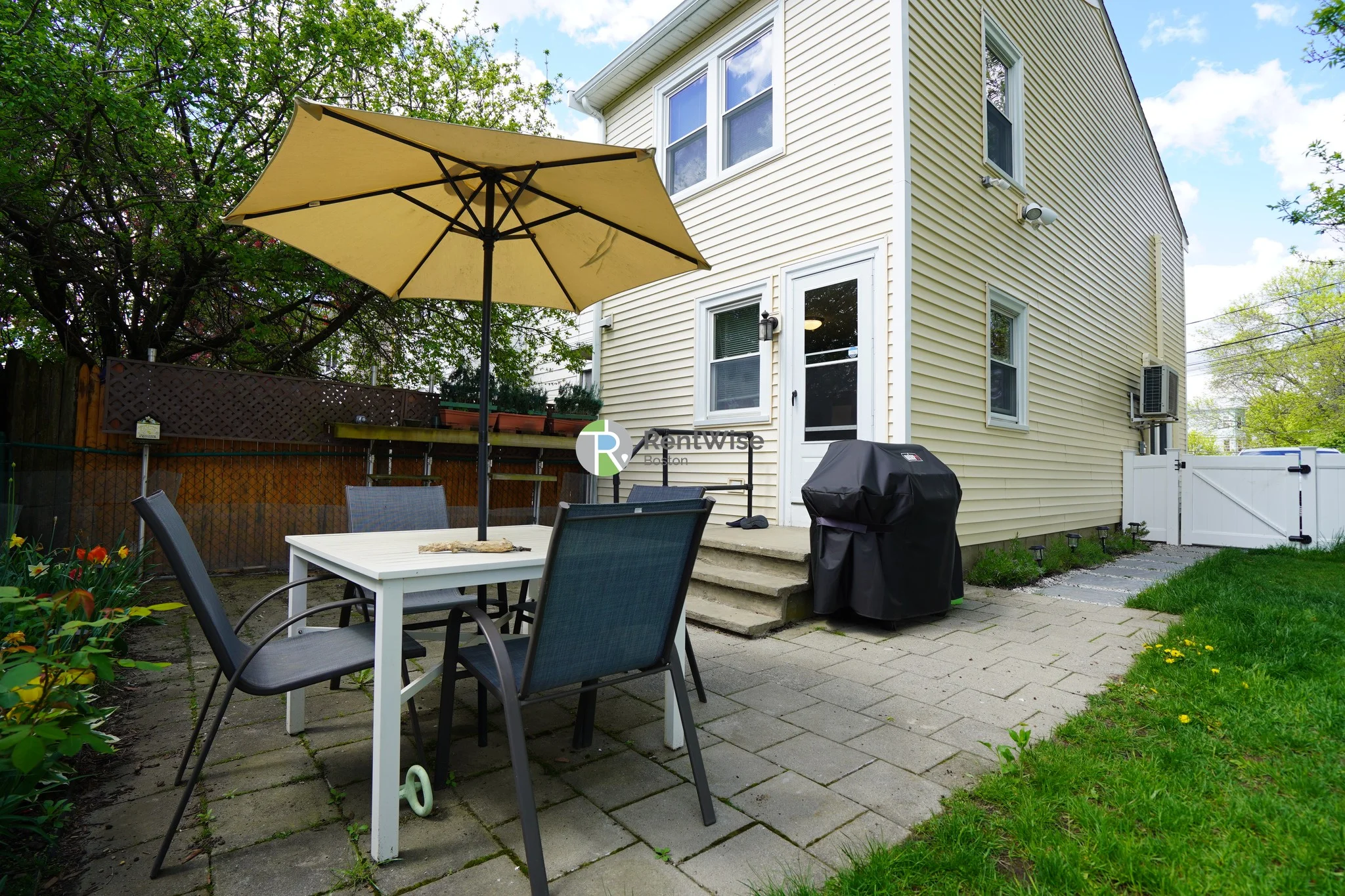 2 bed, 1.5 bath apartment for rent at 77 Knowlton St Unit 1, East Somerville — photo 26 of 27