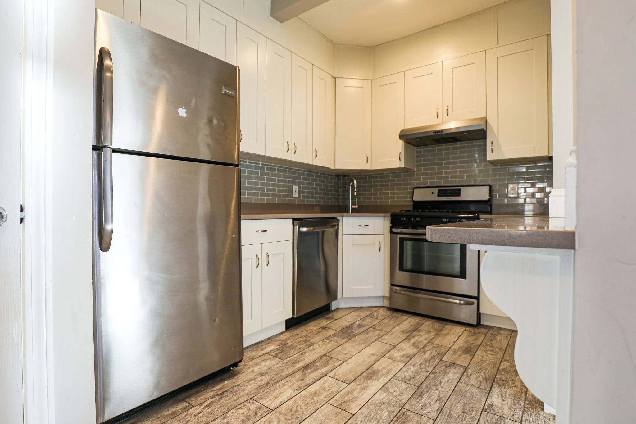 3 bed, 1.5 bath apartment for rent at 77 Linden St Unit 1, Brighton