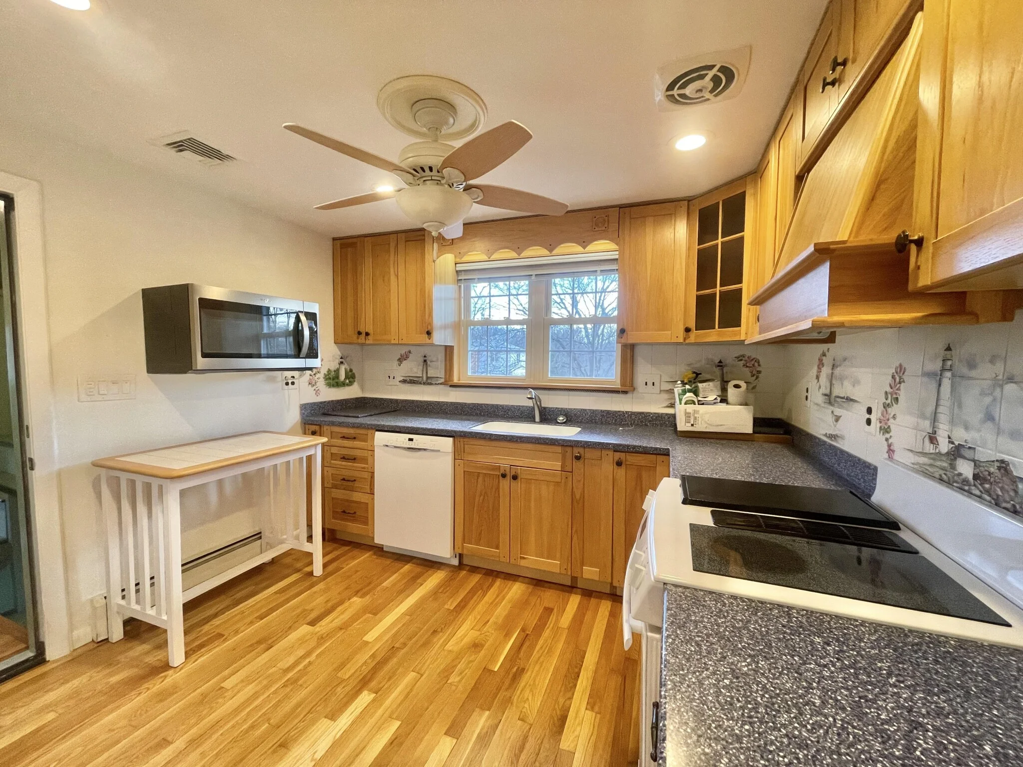 2 bed, 2 bath apartment for rent at 77 Louise Unit 2, Chestnut Hill — photo 11 of 24