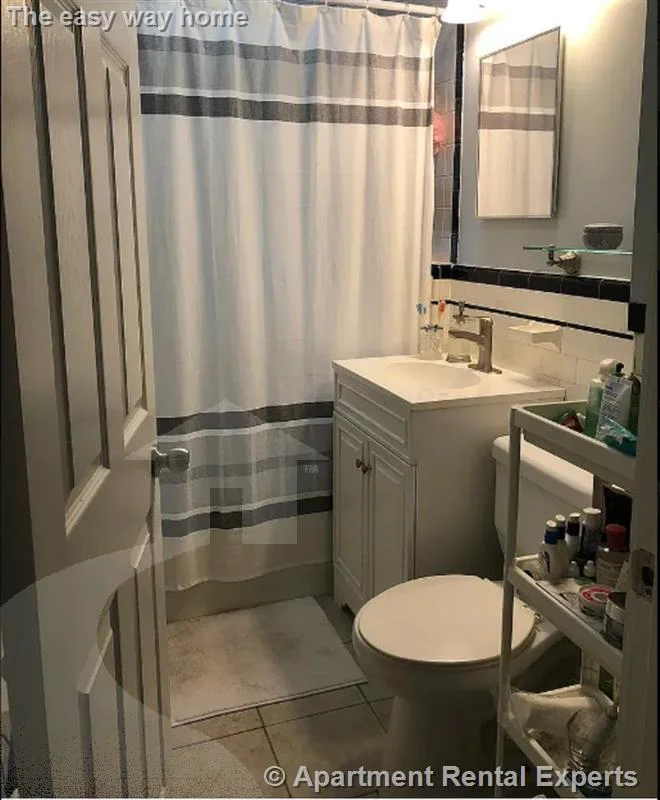 3 bed, 1 bath apartment for rent at 77 Lyman Ave Unit 2, Tufts — photo 2 of 10