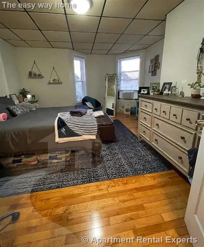 3 bed, 1 bath apartment for rent at 77 Lyman Ave Unit 2, Tufts — photo 3 of 10