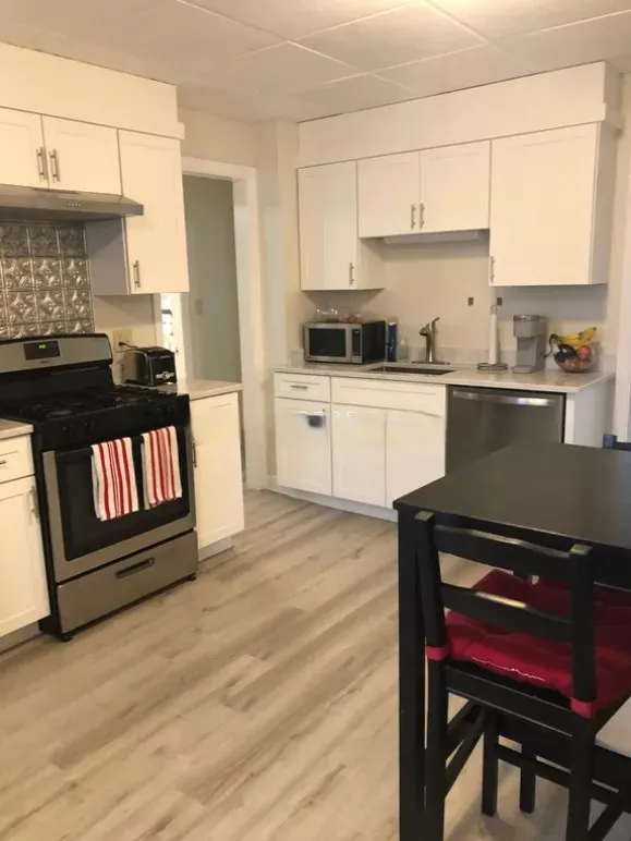 4 bed, 1 bath apartment for rent at 77 Lyman Ave Unit B, Medford — photo 1 of 15