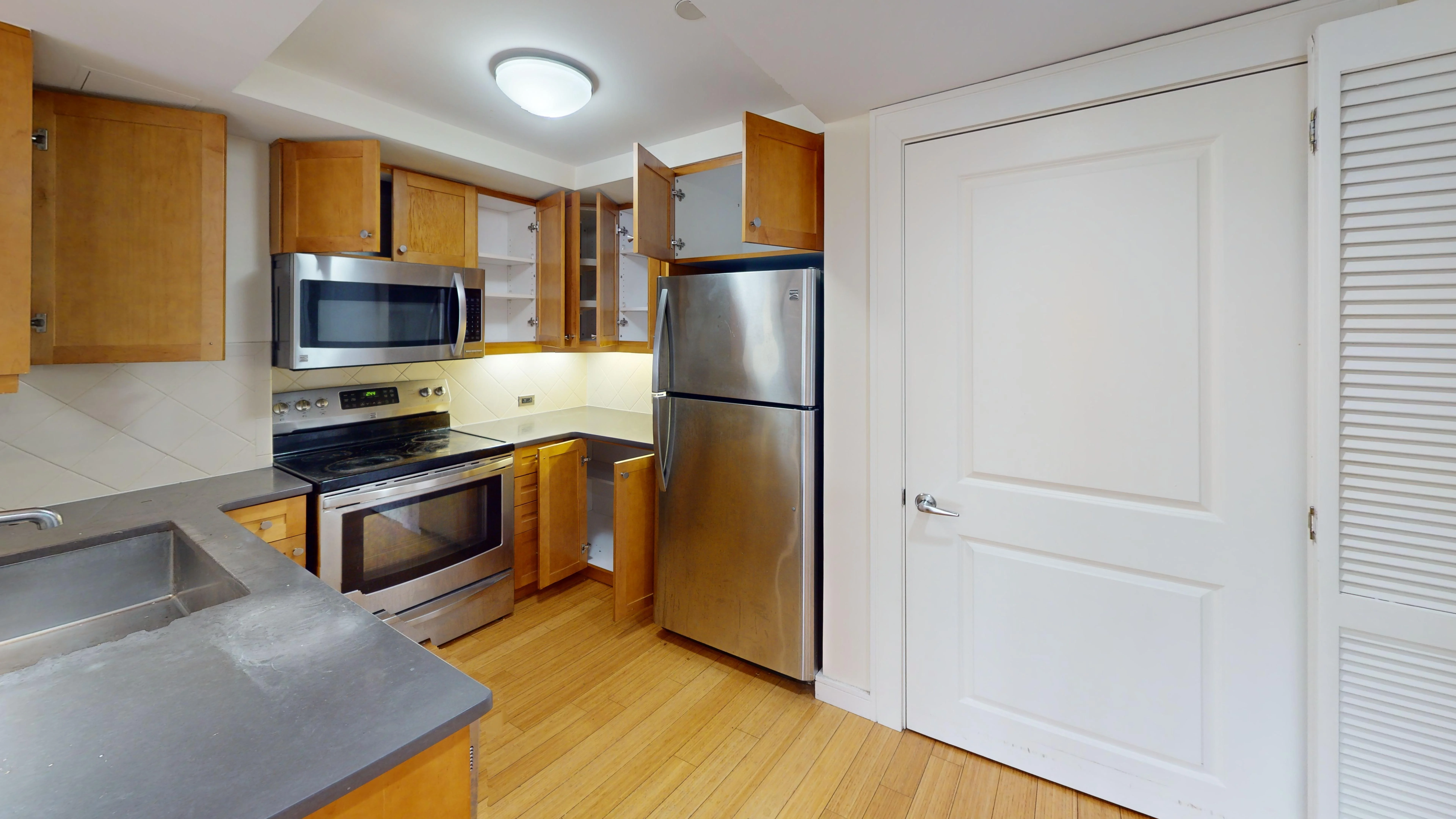 2 bed, 1.5 bath apartment for rent at 77 Marion St Unit 301, Coolidge Corner — photo 8 of 13