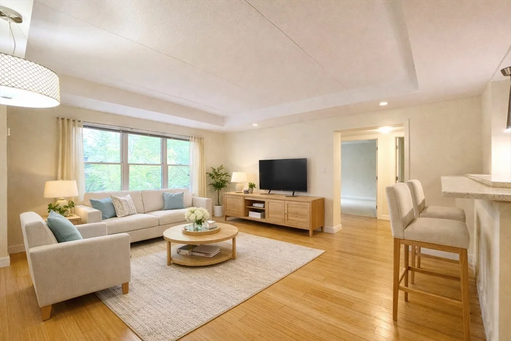 2 bed, 1 bath apartment for rent at 77 Marion Unit 201, Coolidge Corner — photo 2 of 6