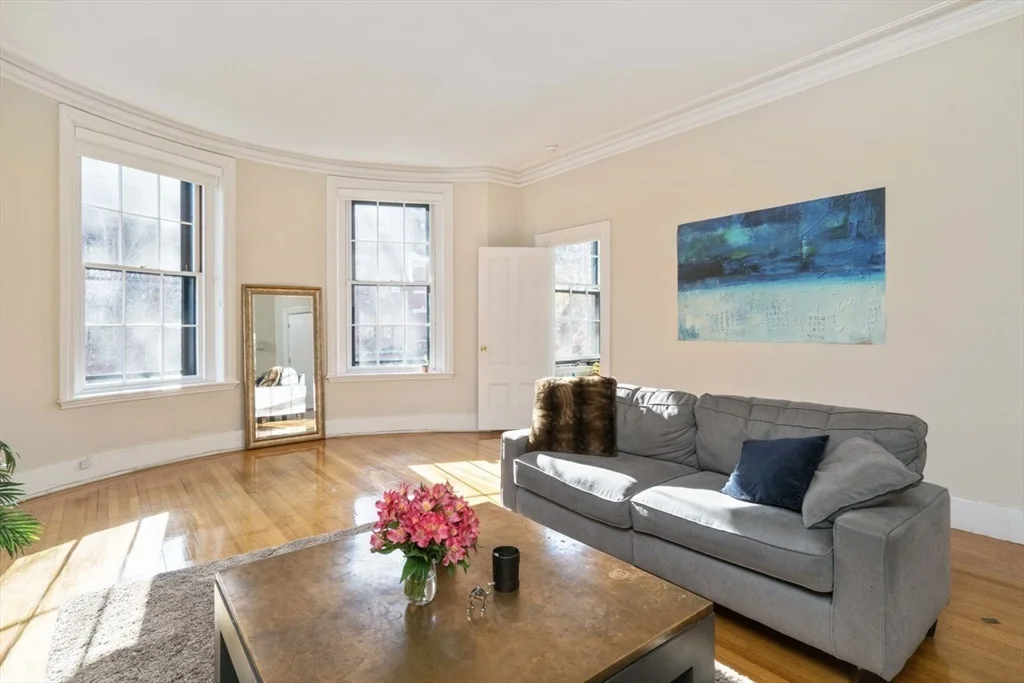 2 bed, 1 bath apartment for rent at 77 Marlborough St Unit 2, Back Bay — photo 4 of 15