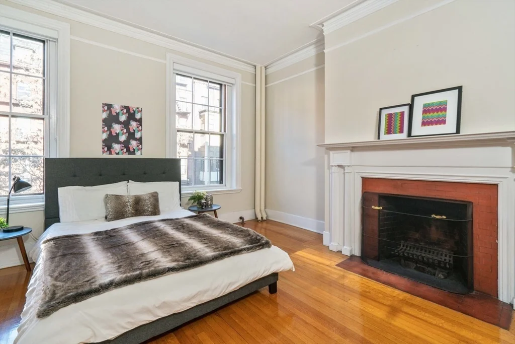 2 bed, 1 bath apartment for rent at 77 Marlborough St Unit 2, Back Bay — photo 9 of 15