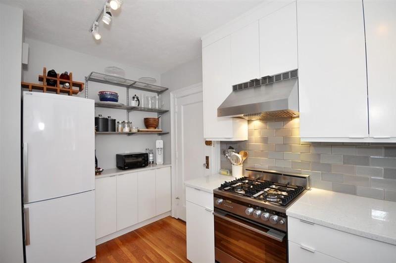 1 bed, 1 bath apartment for rent at 77 Martin St Unit 44, Neighborhood Nine — photo 9 of 16