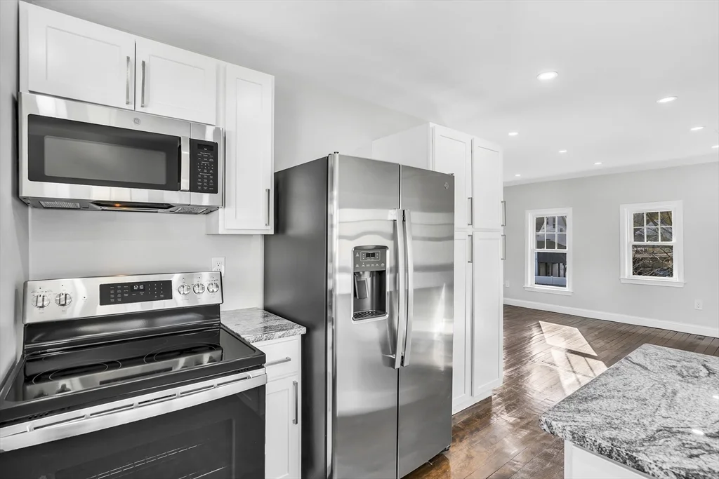 3 bed, 1 bath apartment for rent at 77 Maverick St Unit 1, Fitchburg — photo 5 of 8