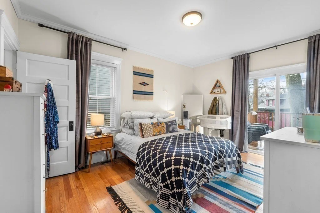 3 bed, 2 bath apartment for rent at 77 Montebello Rd Unit 1, Jamaica Plain — photo 8 of 16