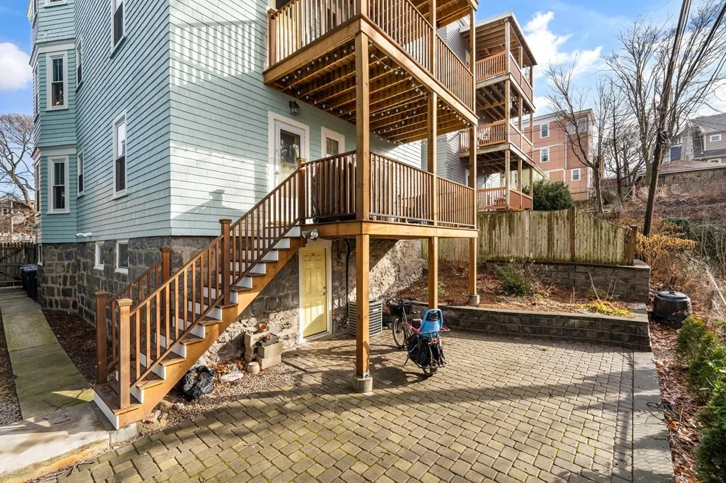 3 bed, 2 bath apartment for rent at 77 Montebello Rd Unit 1, Jamaica Plain — photo 16 of 16