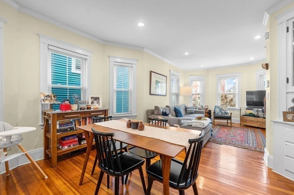 3 bed, 2 bath apartment for rent at 77 Montebello Rd Unit 1, Jamaica Plain — photo 3 of 16